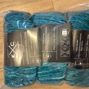 K+C Superwash Wool Luxe Yarn in Aquatic Awe